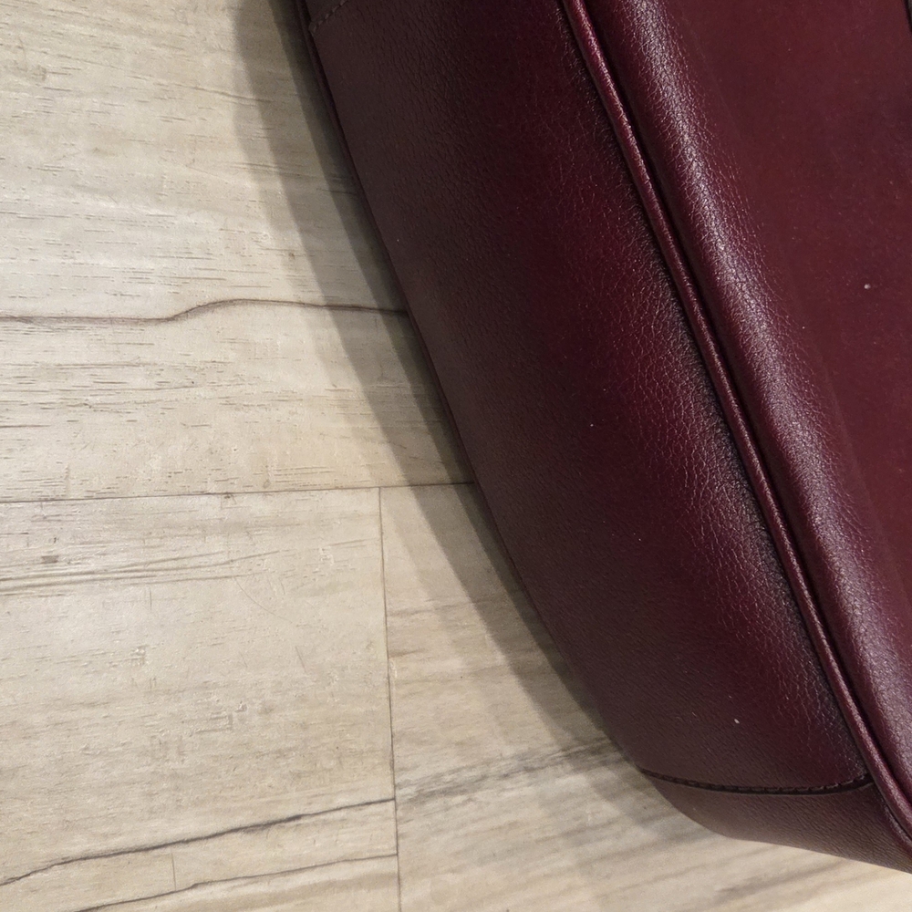 Women's Burgundy Shoulder Bag - Picture 3 of 7